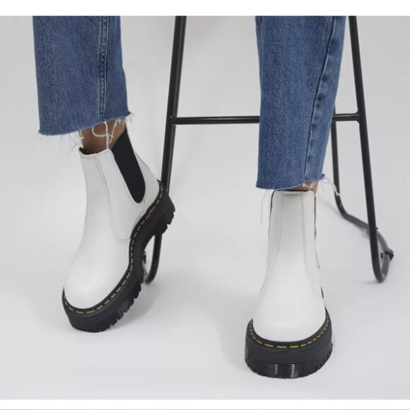 Dr. Martens 2976 Quad Chelsea Boots White Size EU37 US6 - Picture 1 of 13